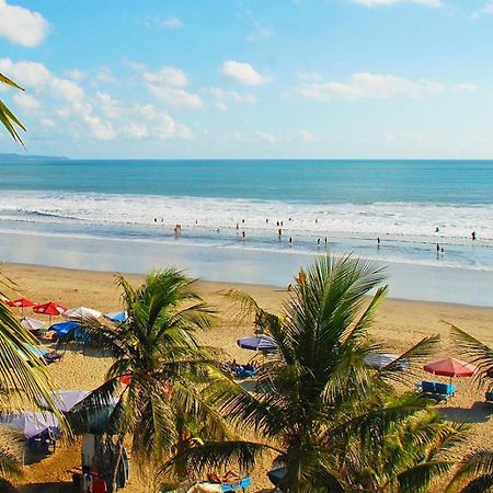 Villa Hitam Putih Legian Bali Seminyak  Luaran gambar
